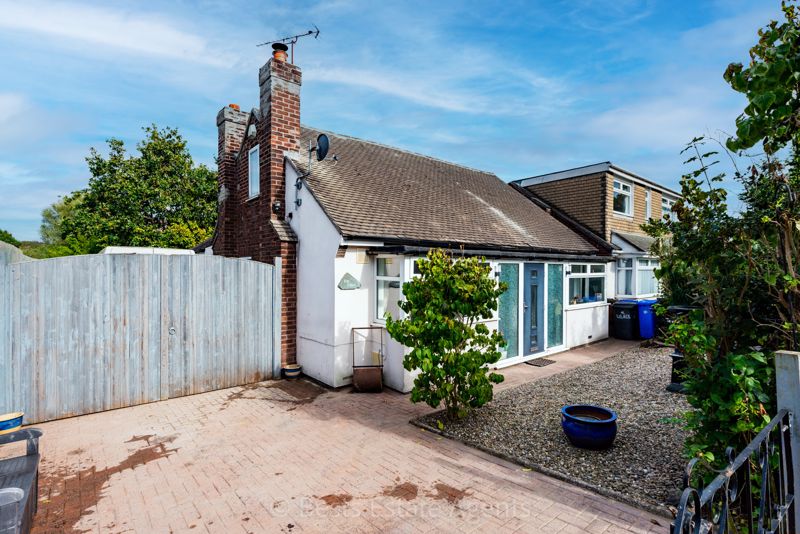 Sandy Lane Preston Brook